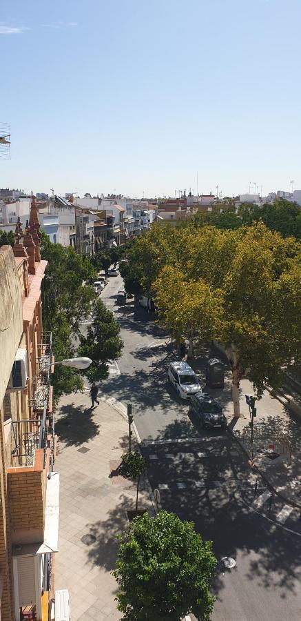 Ferienwohnung Atico Aire De Triana Sevilla Exterior foto