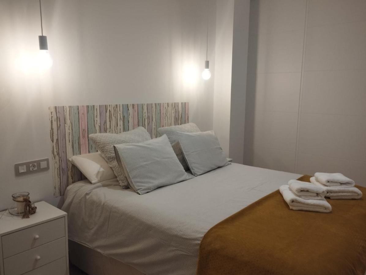 Ferienwohnung Atico Aire De Triana Sevilla Exterior foto